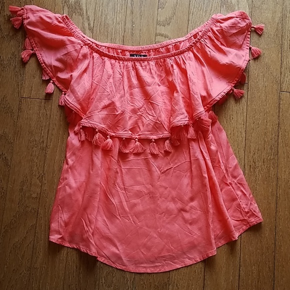 NWT Off The Shoulder Top - Picture 1 of 3